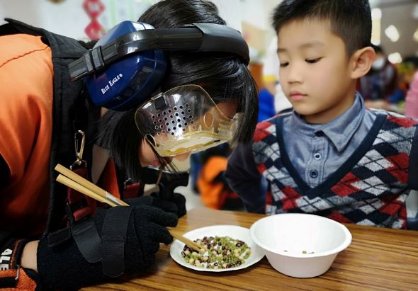 /media/original_images/2021_XiaoKouChangKaiLeiJiAi_text05.jpg
