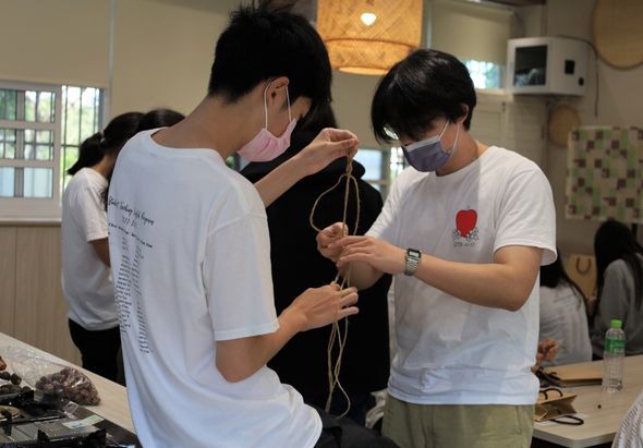 /media/original_images/2022_YouZouTaiWanJiaoYingWen_text05.jpg