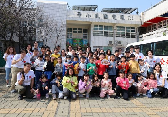 /media/original_images/2022_YouZouTaiWanJiaoYingWen_text06.jpg
